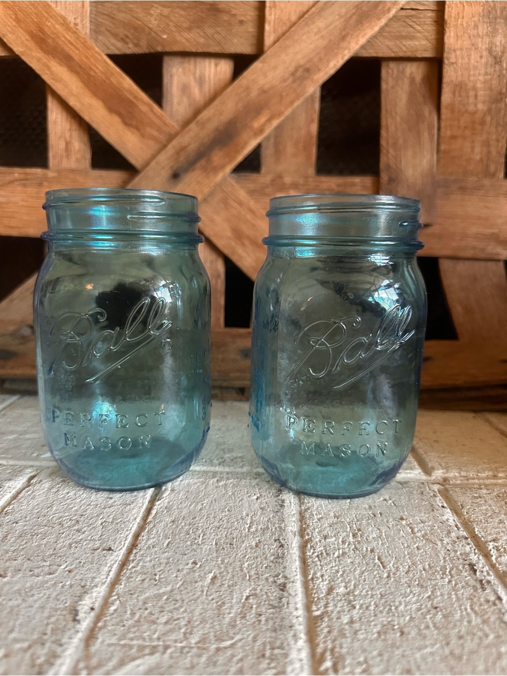Ball Pint Mason Jars without lids
Canning Vintage Heritage Collection Blue 16oz